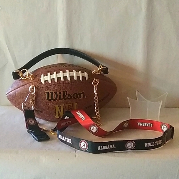 HANDMADE Football Purse (NCAA COLLEGE TEAMS) 🏈 - Picture 4 of 16